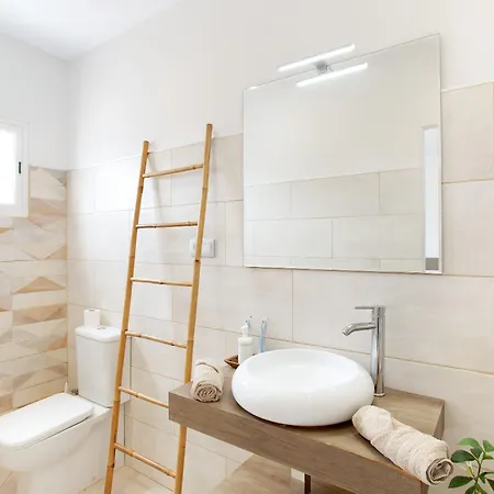 7 Moons B Only Adults Apartamento San Bartolomé